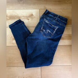 Silver Jeans Women's Dark Blue Skinny Jeans